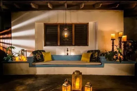 Hospitalityexpert Cosy 3 Bedroom Villa & Cottage, Pool, Beach Access, Sleeps 16 Montego Bay 0*,  Jamaica